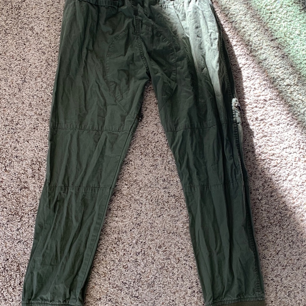 Long pants - Picture 2 of 2